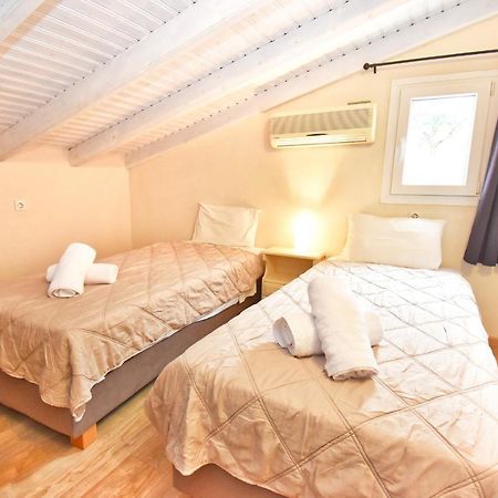 Mike'S Apartments Agios Gordios  Zewnętrze zdjęcie