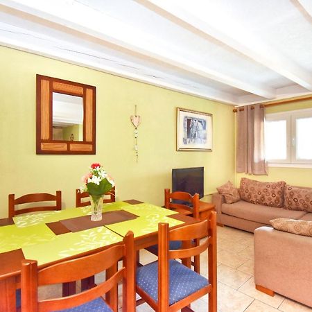 Mike'S Apartments Agios Gordios  Zewnętrze zdjęcie