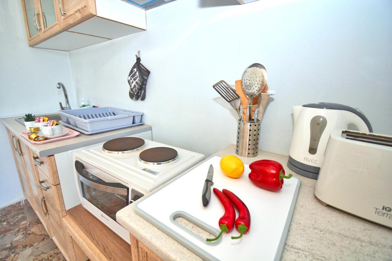 Mike'S Apartments Agios Gordios  Zewnętrze zdjęcie