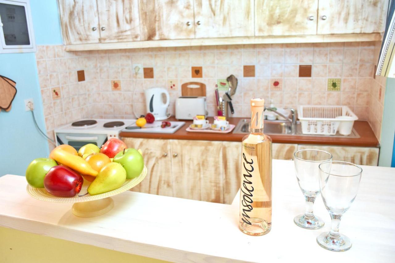 Mike'S Apartments Agios Gordios  Zewnętrze zdjęcie