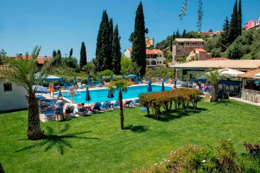 Mike'S Apartments Agios Gordios  Zewnętrze zdjęcie