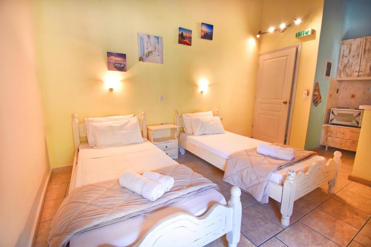 Mike'S Apartments Agios Gordios  Zewnętrze zdjęcie