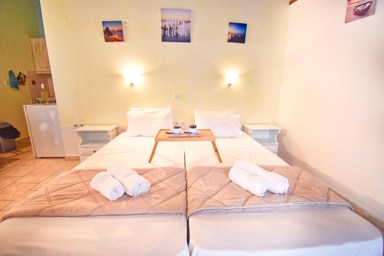 Mike'S Apartments Agios Gordios  Zewnętrze zdjęcie